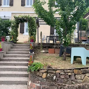  Pensión La Maison Du Lac